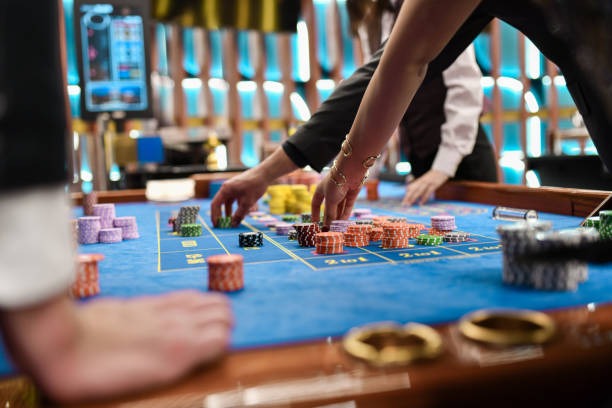 indogacor mobile app interface showing live football markets and casino tables
